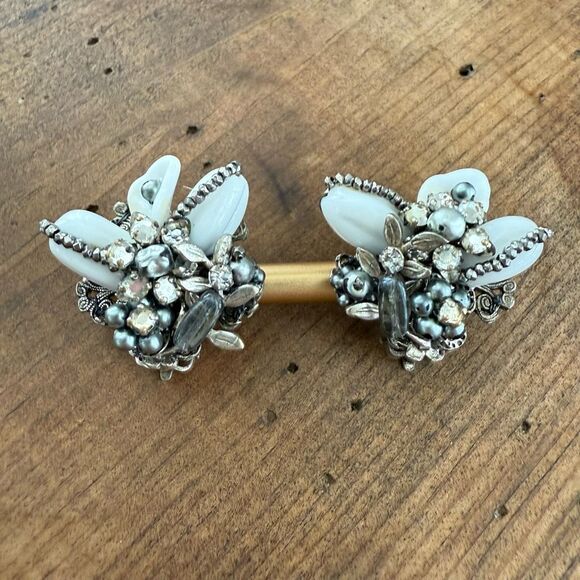 Vintage Jewelry - Vintage 50s Robert White Bead Silver Tone Rhinestone Faux Pearl Clip On Earrings